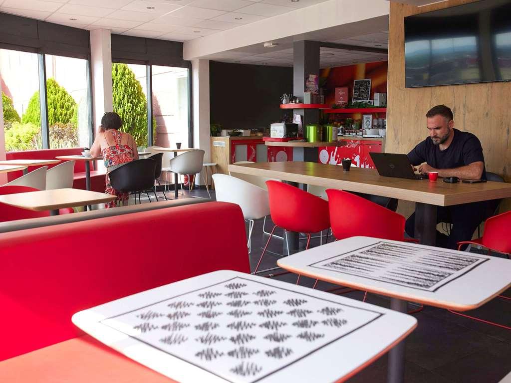 Hotel Ibis Chalon Sur Saone Nord Restaurante foto
