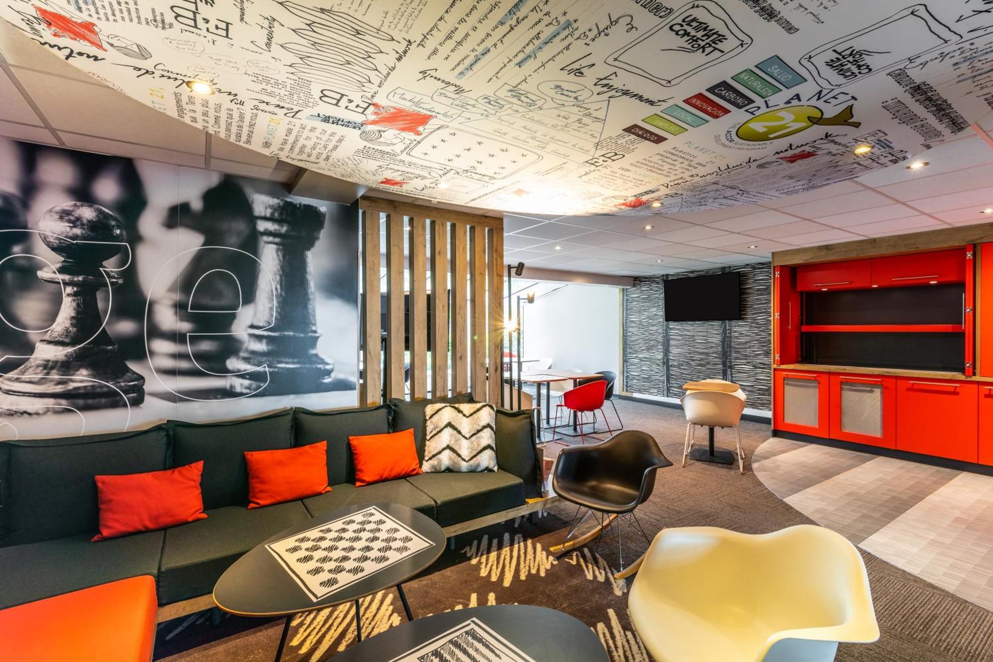 Hotel Ibis Chalon Sur Saone Nord Exterior foto